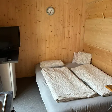 Geraeumiges Tiny Haus Fuer 1 Bis 8 Personen Mit Infrarotkabine *