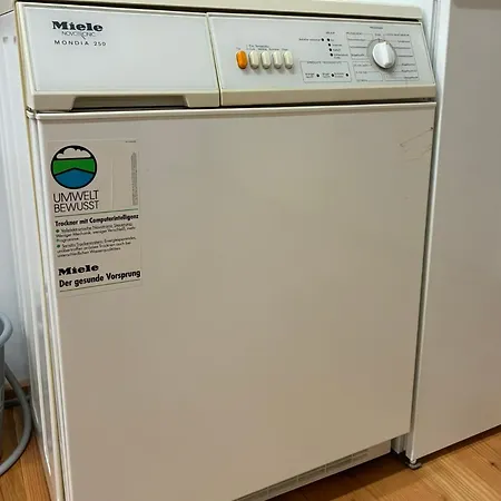 Geraeumiges Tiny Haus Fuer 1 Bis 8 Personen Mit Infrarotkabine Lägenhet *